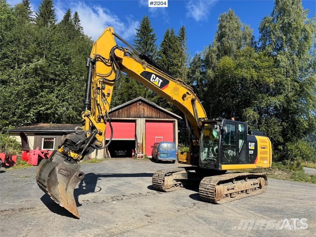 CAT 323FL Raupenbagger