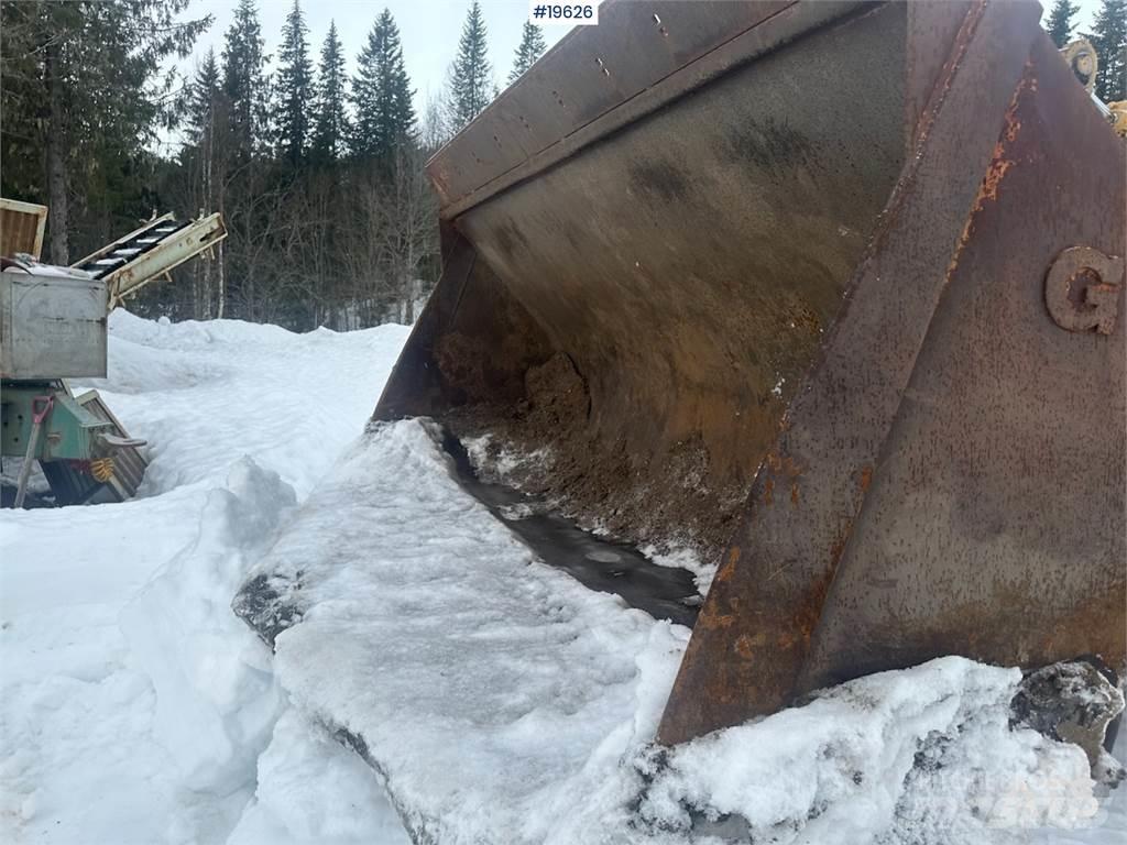 CAT 966G Radlader