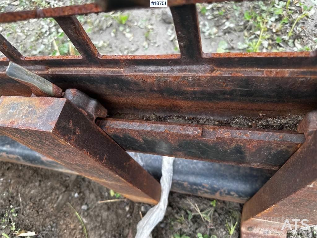 CAT Pallet Forks Sonstige Baumaschinen
