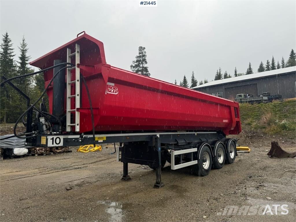  Lagendorf Tippsemi Kippladerauflieger
