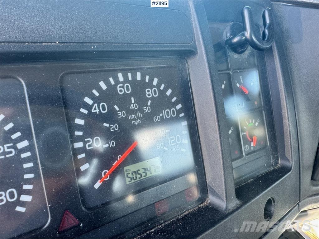 Volvo FL250 Truck. Pritschenwagen/Pritschenwagen mit Seitenklappe