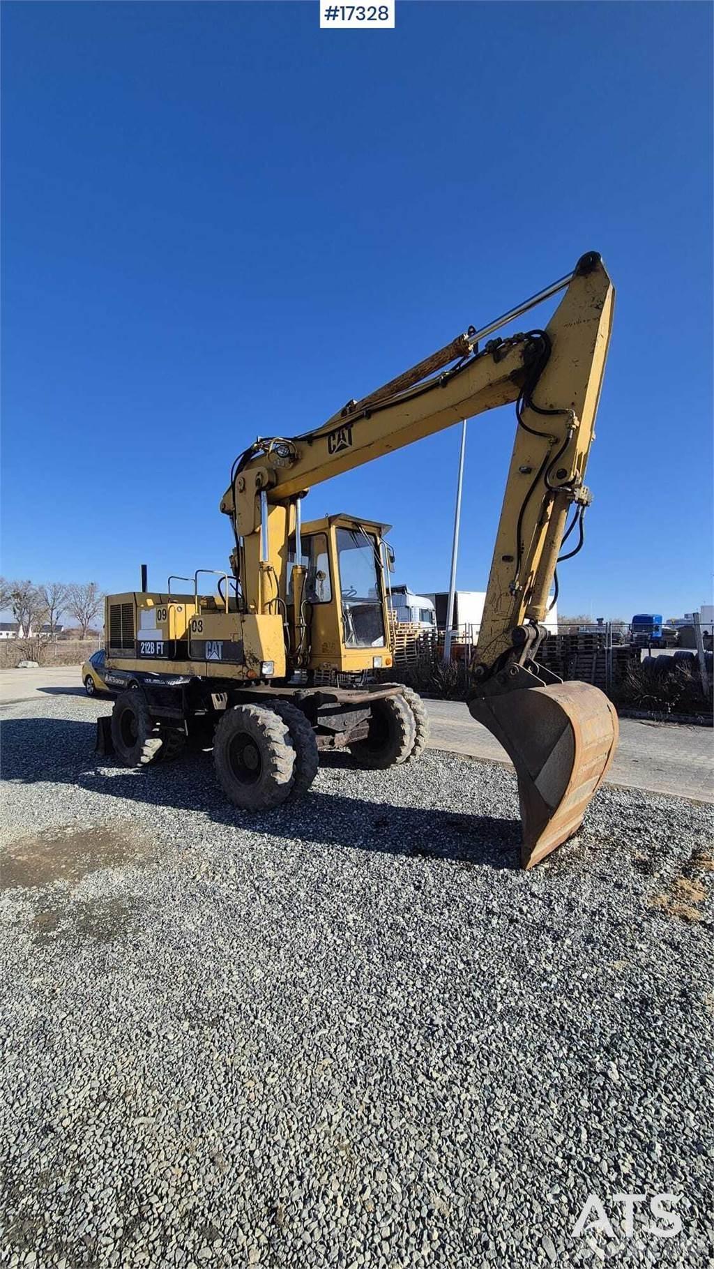 CAT 212BFT Mobilbagger