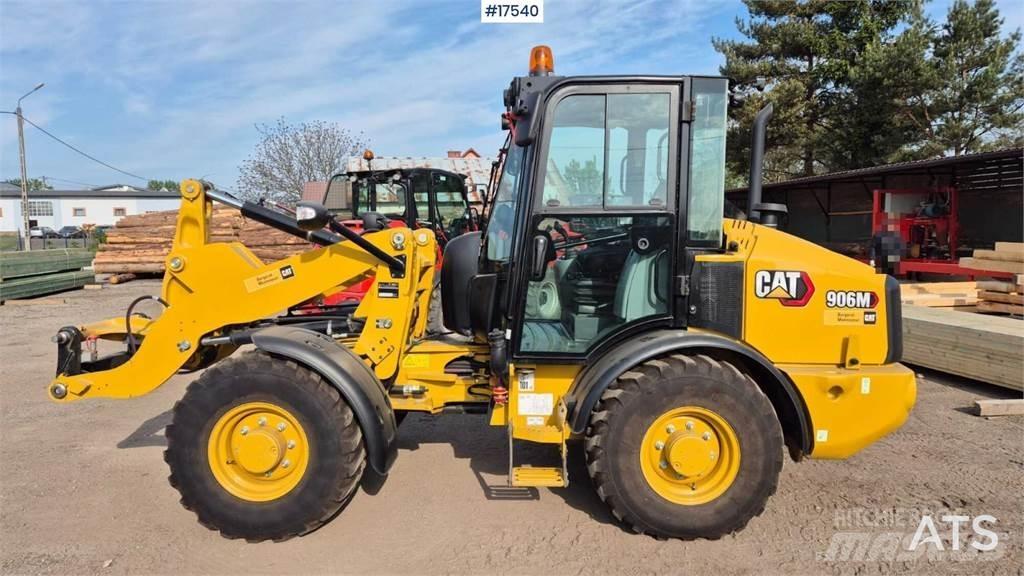 CAT 906M Radlader