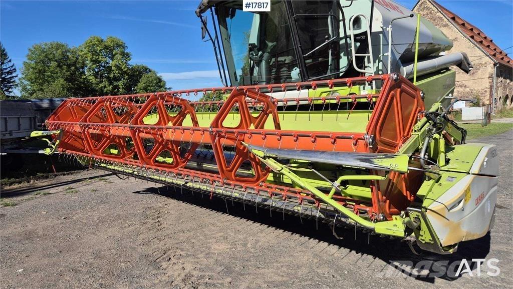 CLAAS Tucano 440 Mähdrescher