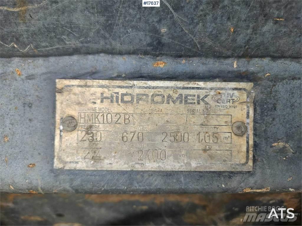 Hidromek HMK 102B Baggerlader