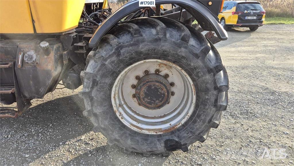 JCB FASTTRACK 3185 Traktoren