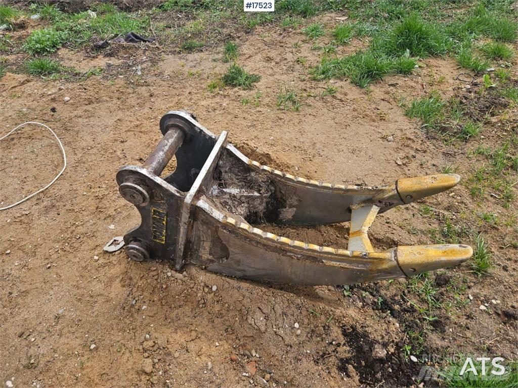 JCB JS 131 LC Raupenbagger