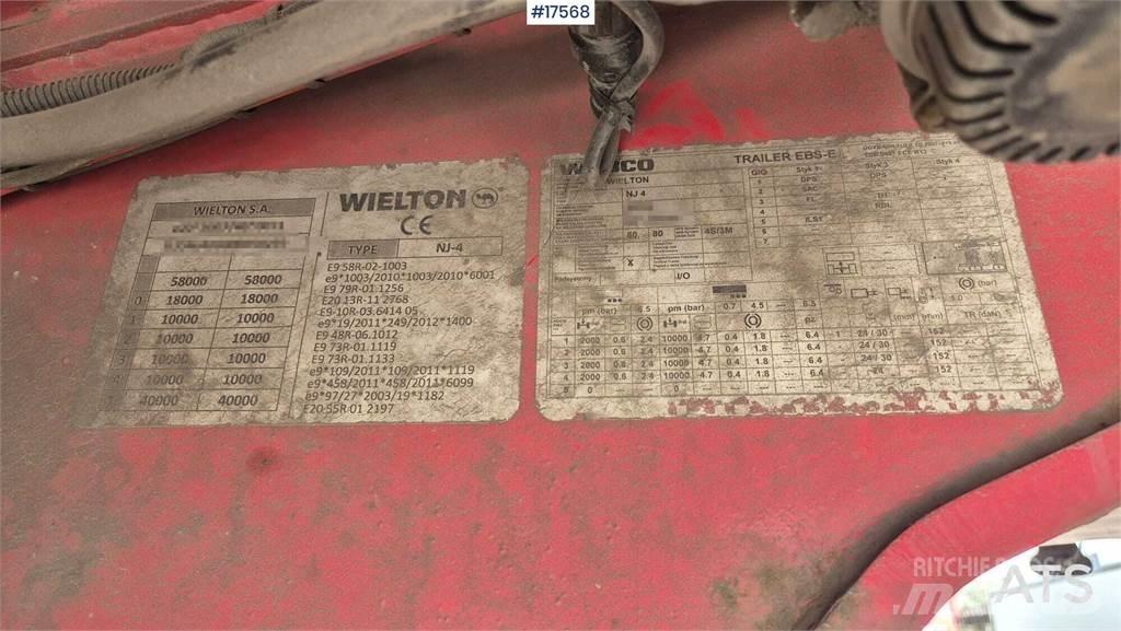 Wielton NJ 4 Tieflader-Auflieger