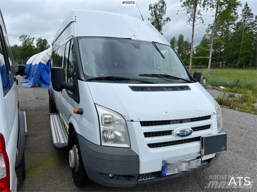 Ford Transit Minibusse