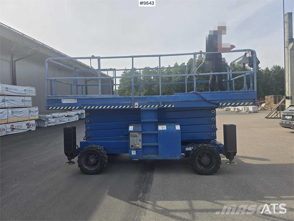 Haulotte H18SXLNT Scheren-Arbeitsbühnen