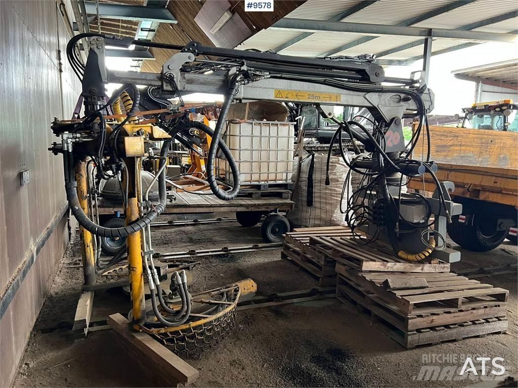  Hinnagårds T125B Asphalt-Splitmaschinen