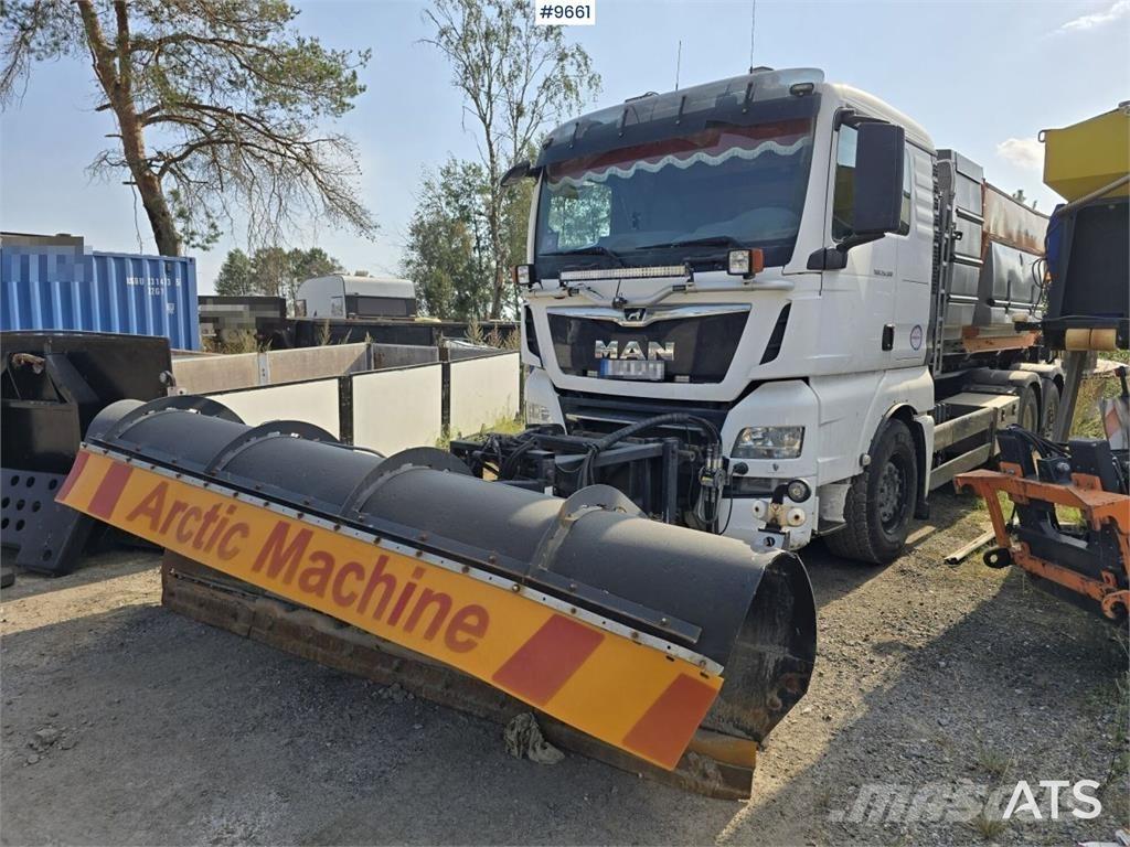 MAN TGX 25.500 Abrollkipper