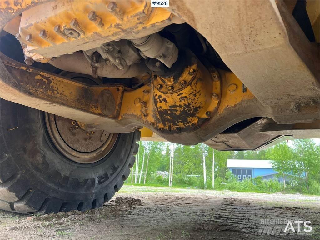 Volvo A25D Dumper - Knickgelenk