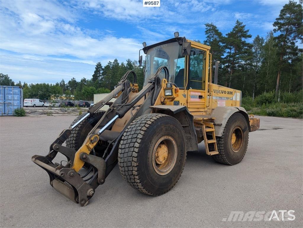 Volvo L90B Radlader