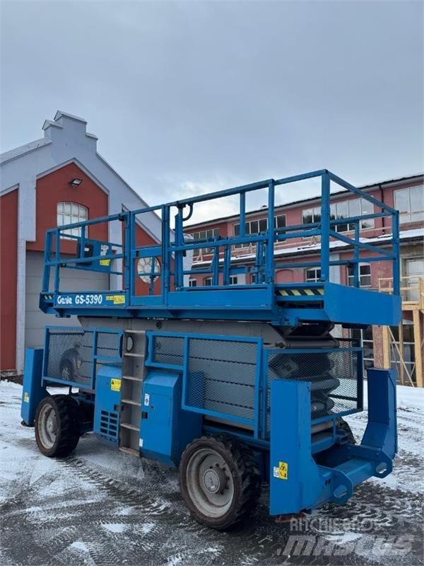 Genie 5390 Scheren-Arbeitsbühnen