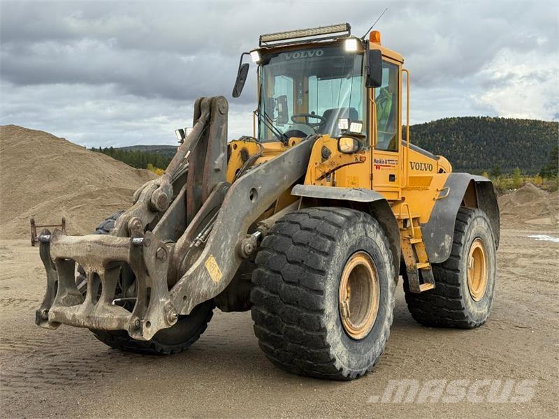 Volvo L120E Radlader