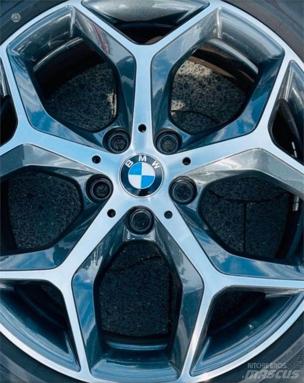 BMW  Reifen