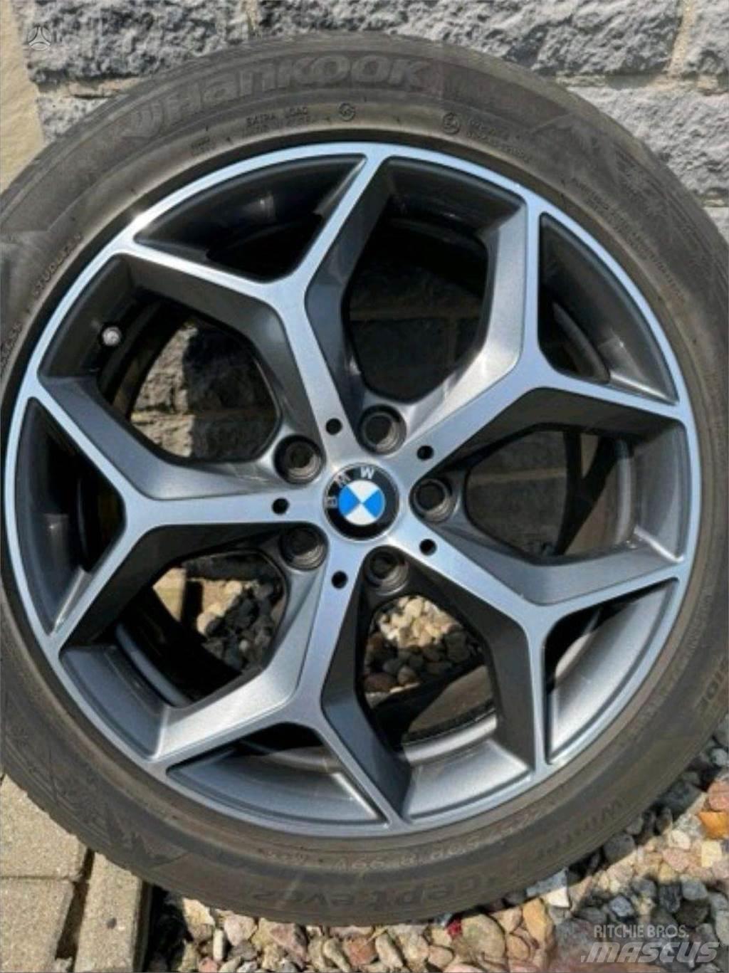 BMW  Reifen