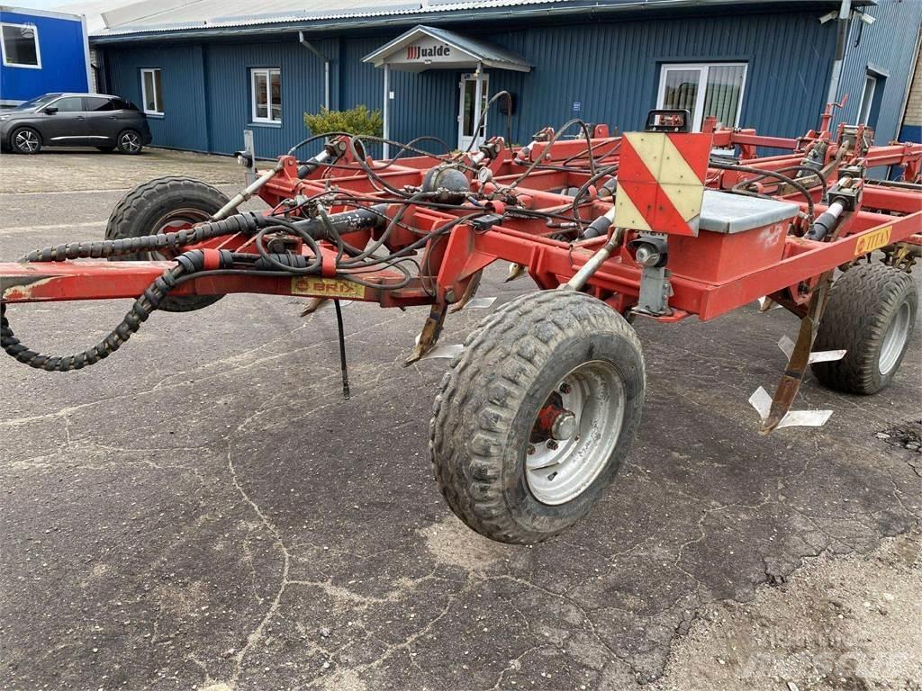 Brix Titan 11/ 300 Schwere Eggen