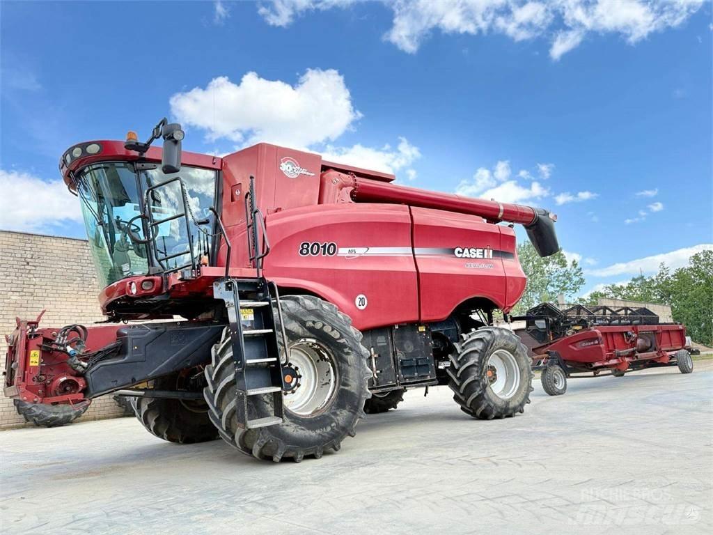 Case IH 8010 Mähdrescher
