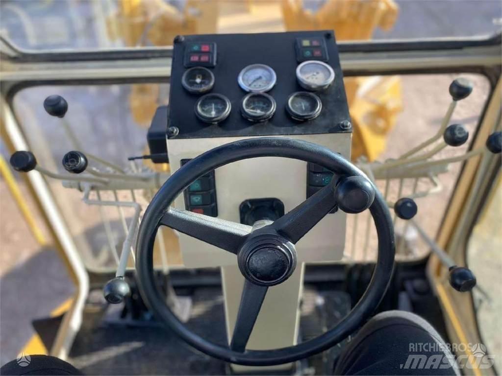 CAT 140 H Grader