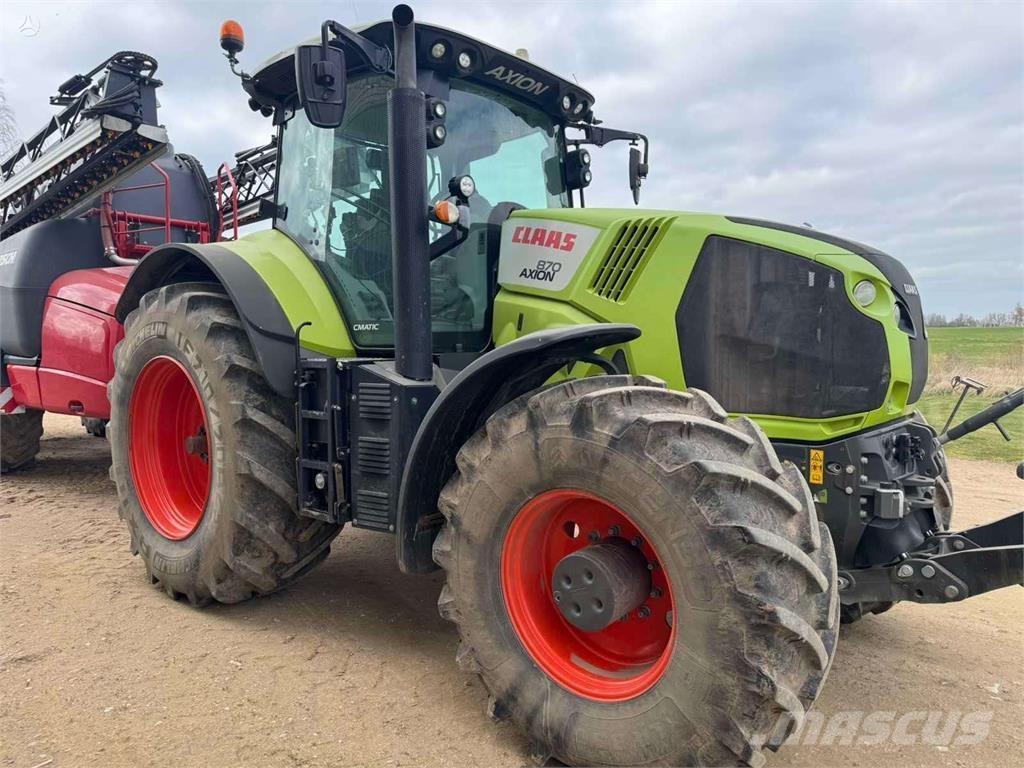 CLAAS Axion 870 Traktoren