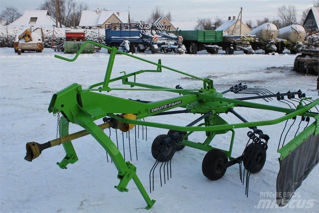 Deutz-Fahr 300 Kreiselheuer/-wender