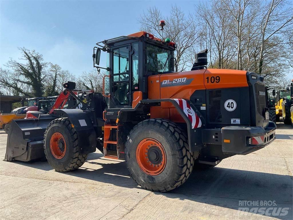 Doosan DL280 Radlader