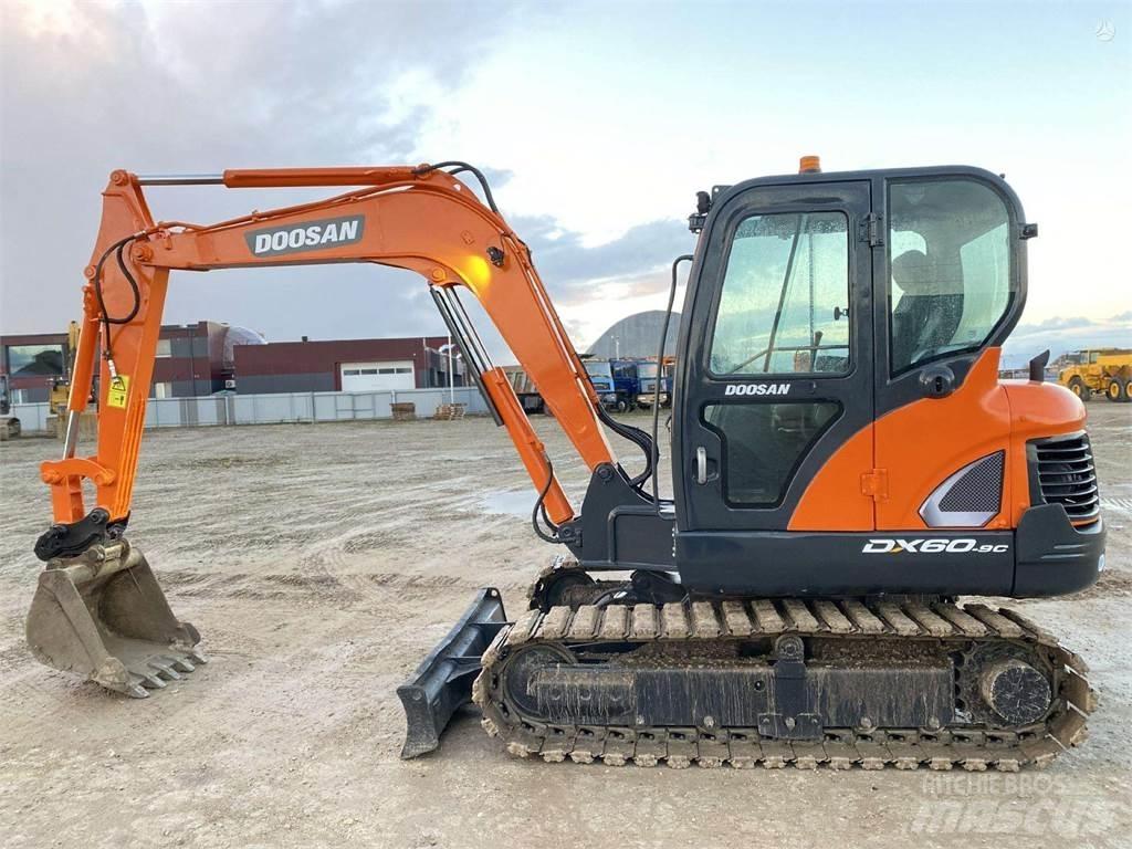 Doosan DX 60 C Minibagger < 7t