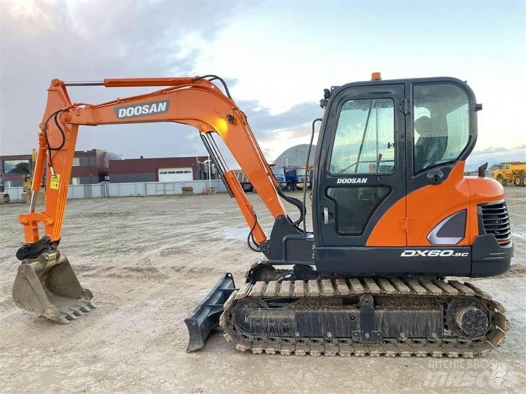 Doosan DX 60 C Minibagger < 7t