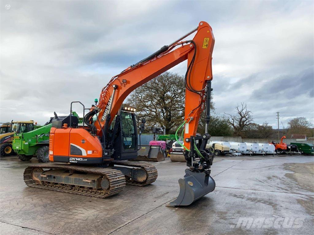 Doosan DX140 LCR Raupenbagger