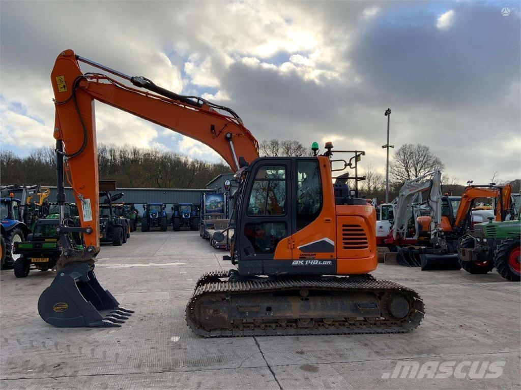 Doosan DX140 LCR Raupenbagger