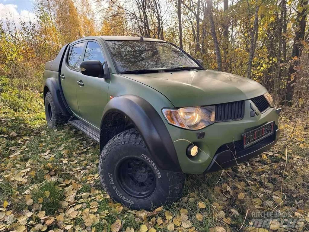 Mitsubishi  PKWs