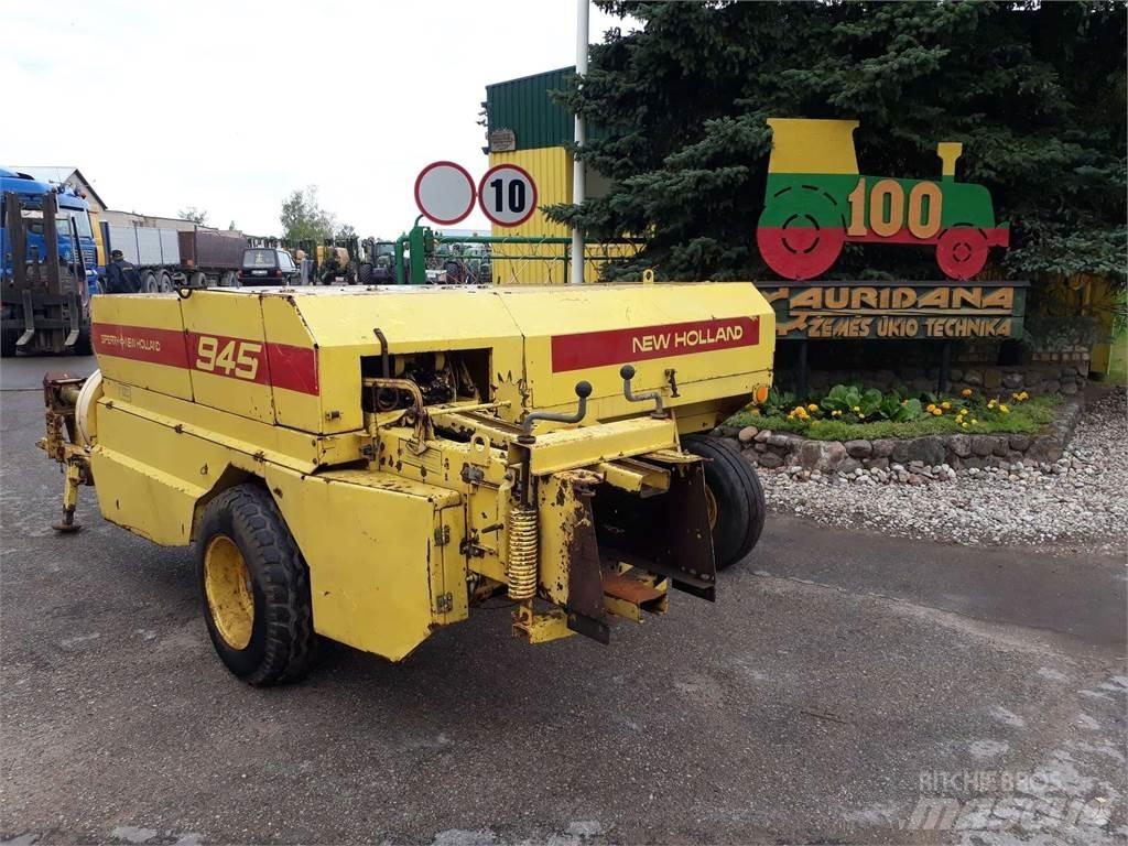 New Holland 945 Rundballenpressen