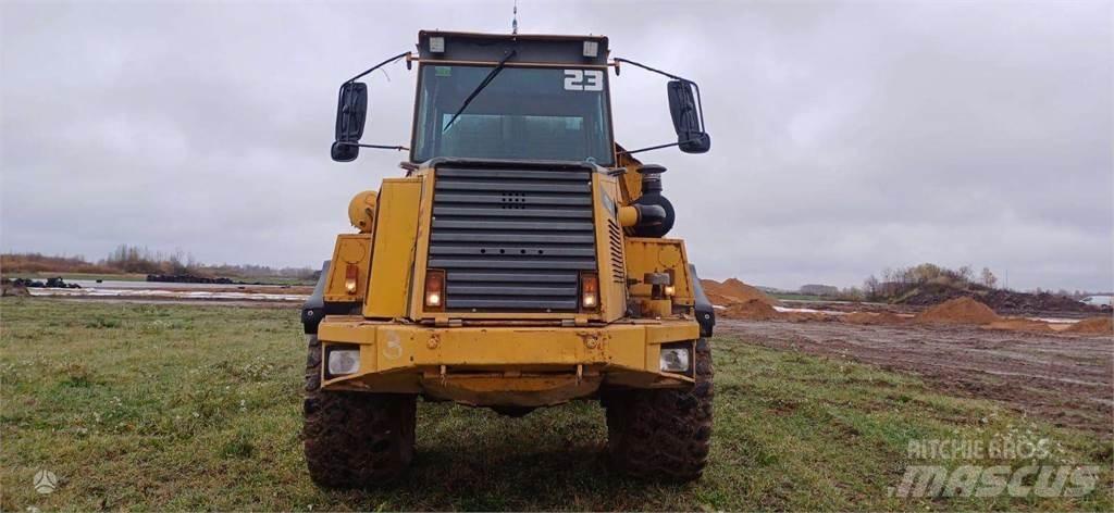 Volvo A25C Dumper - Knickgelenk