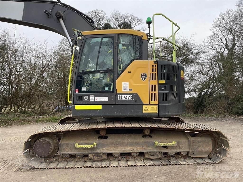 Volvo ECR235EL Raupenbagger