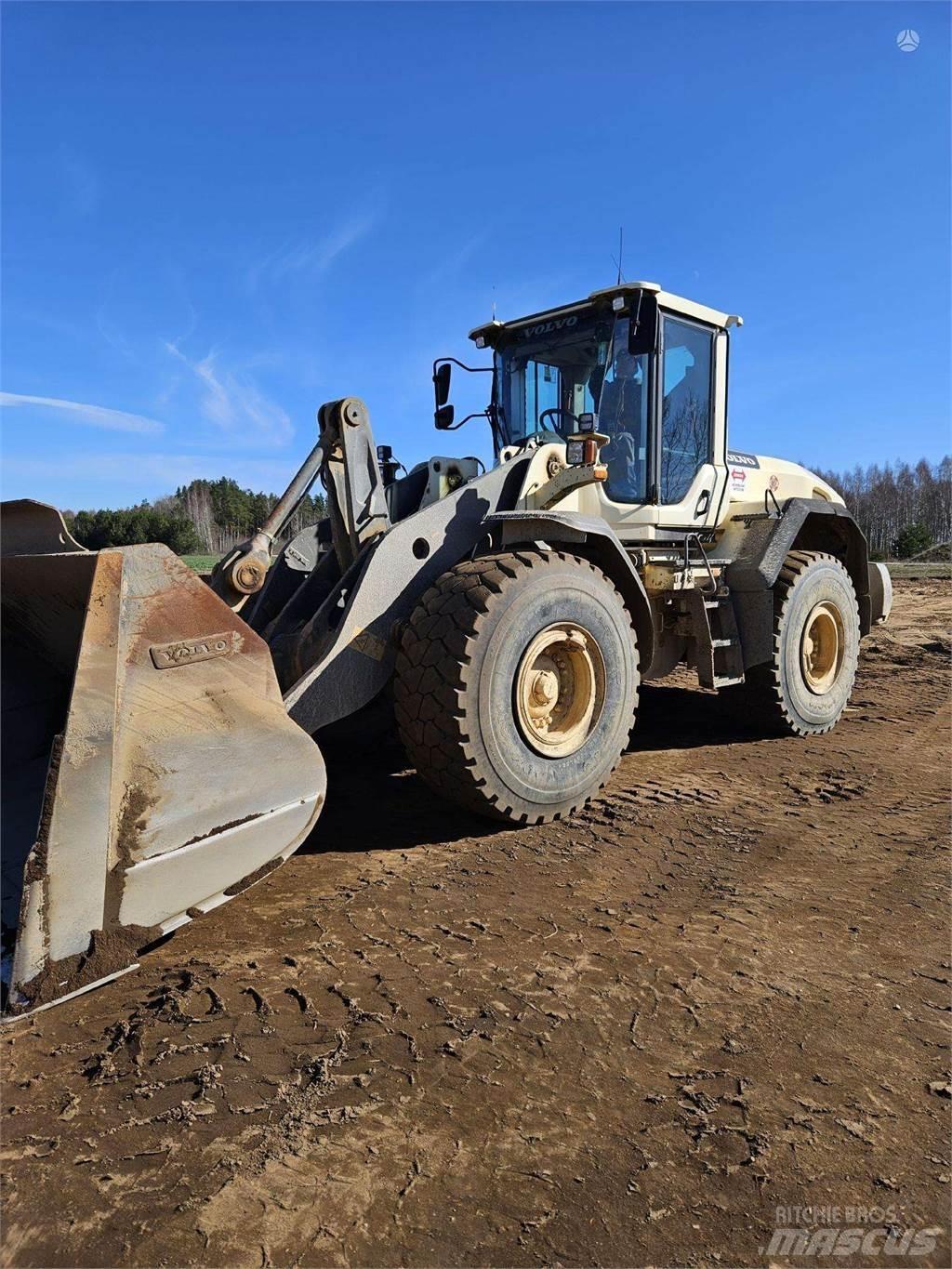 Volvo L120G Radlader