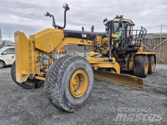 CAT 16M Grader