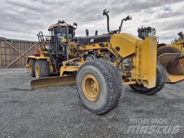 CAT 16M Grader