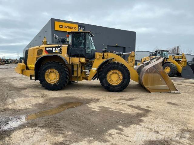 CAT 982M Radlader