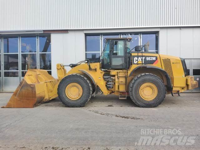 CAT 982M Radlader