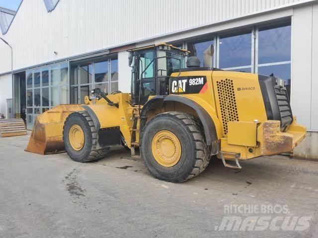 CAT 982M Radlader
