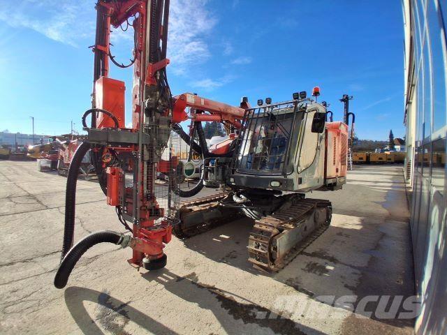 Sandvik DX800 Drillmaschinen