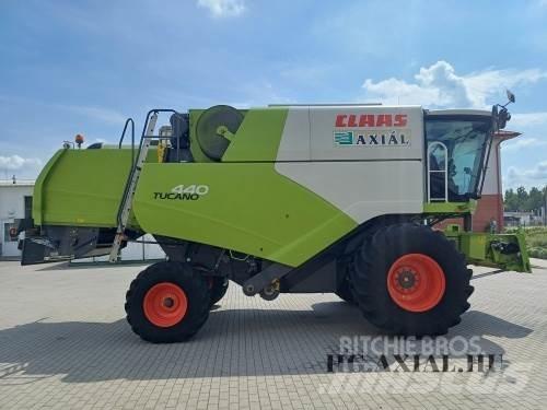 CLAAS Tucano 440 Mähdrescher