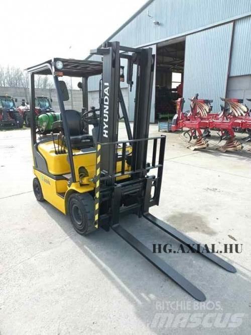 Hyundai 15L-7M Sonstige Landmaschinen