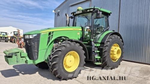 John Deere 8345R Traktoren