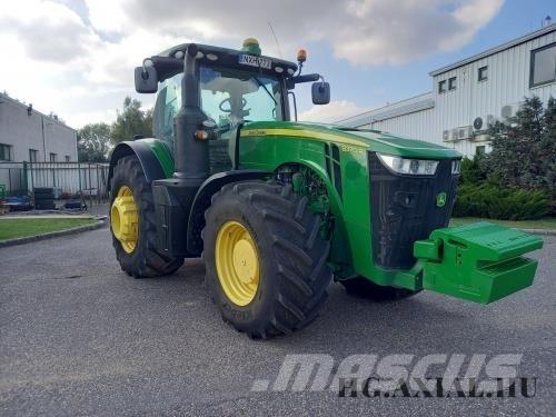 John Deere 8370R Traktoren