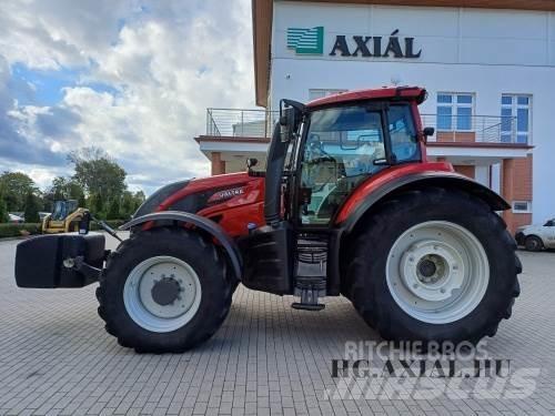 Valtra T234A Traktoren