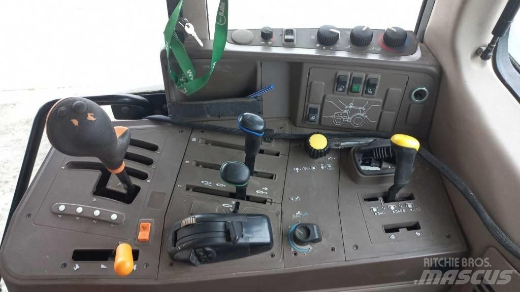 John Deere 6630 Traktoren