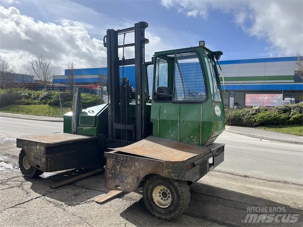 Combilift C5000SL Seitenstapler